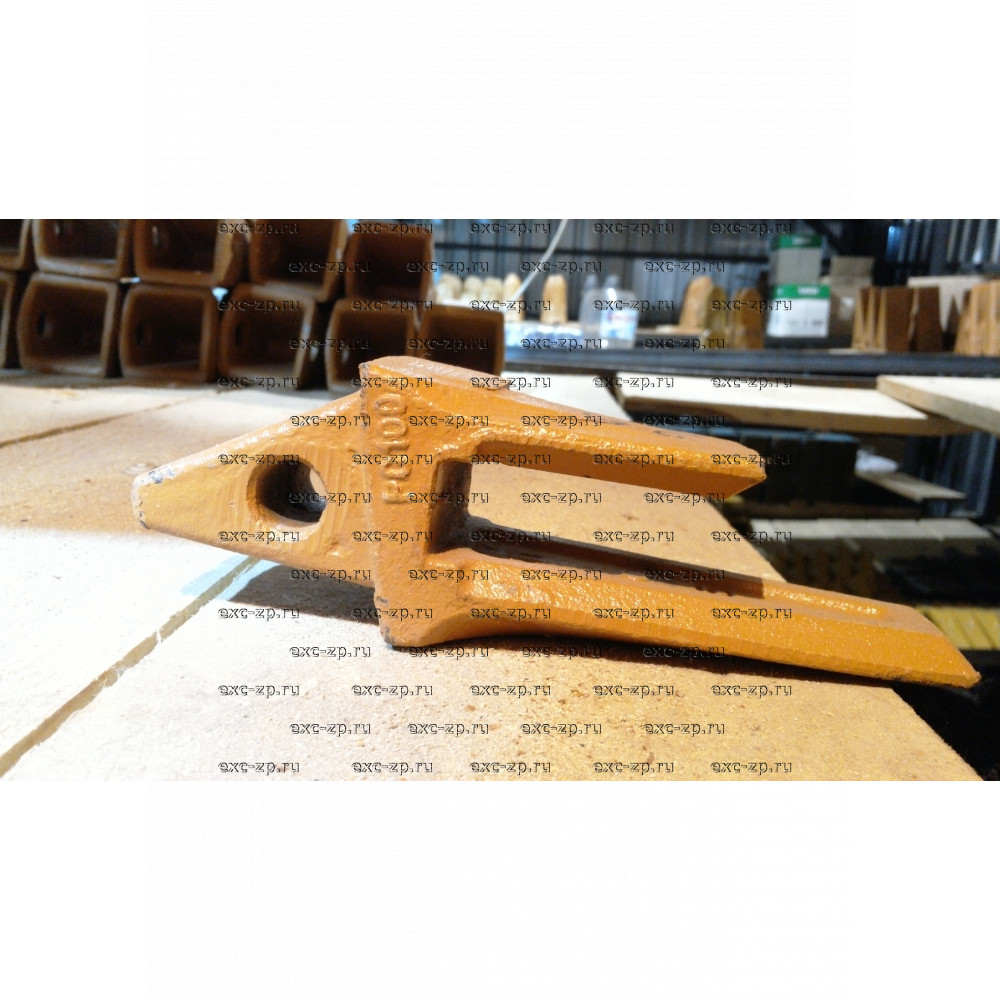Адаптер (PC100-25) 202-70-12140 для KOMATSU PC100, WA250