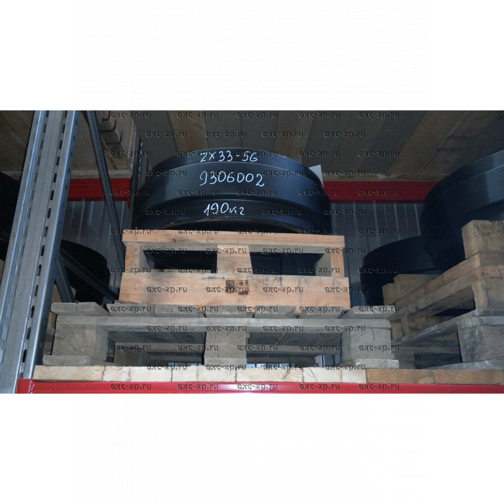 Колесо направляющее HITACHI ZX330-5G (9306002)